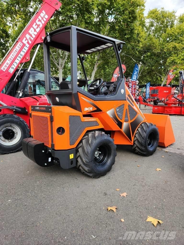 Castloaders 30T Kompaktní traktory