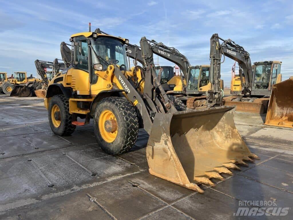 Volvo L45H Smykem řízené nakladače