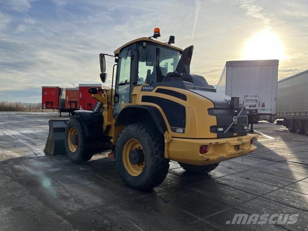 Volvo L45H Smykem řízené nakladače
