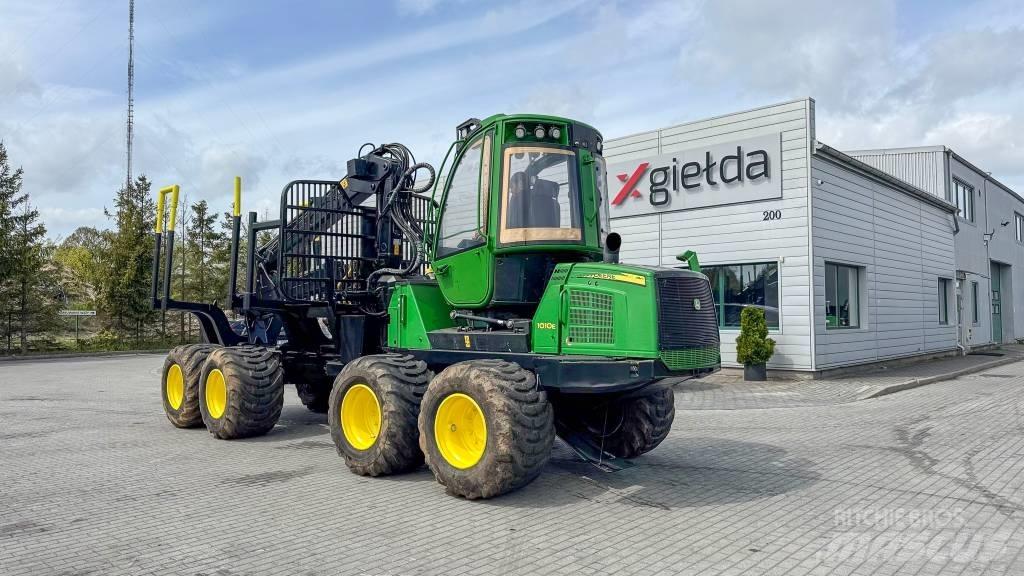 John Deere 1010 E Vyvážecí traktory