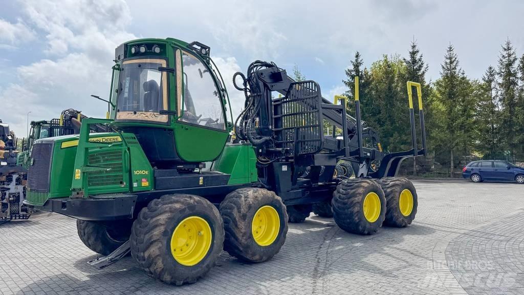 John Deere 1010 E Vyvážecí traktory