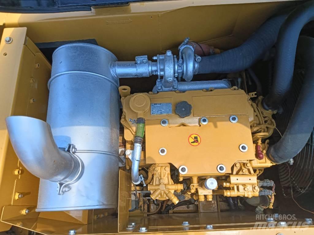 CAT 315D2GC Midi rýpadla 7t - 12t