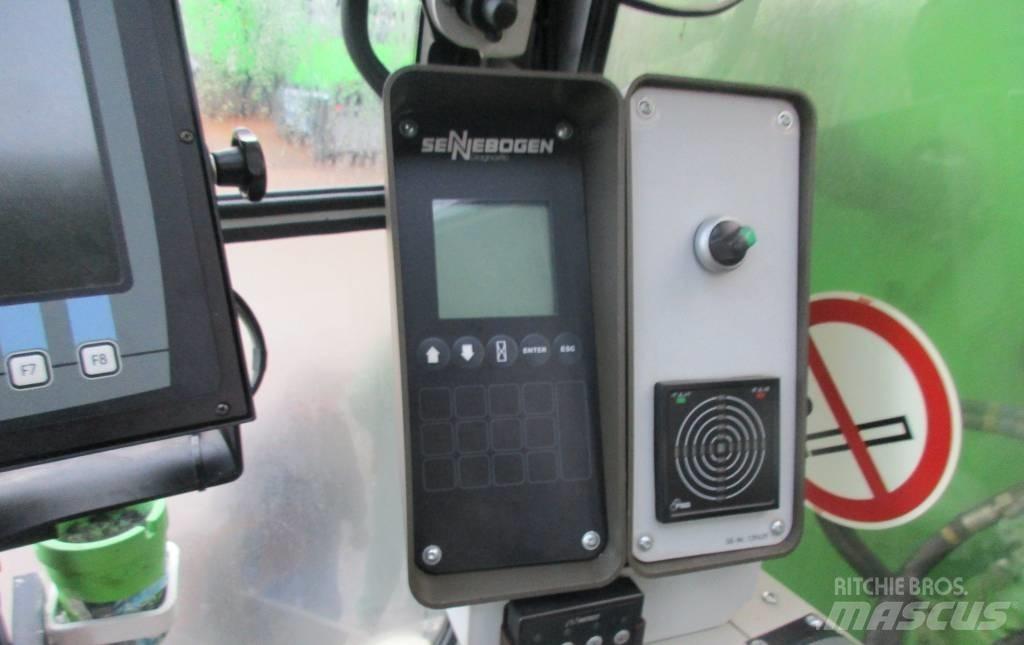 Sennebogen 7700 Pásové jeřáby