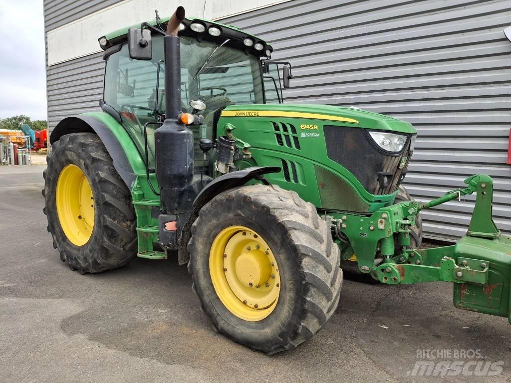 John Deere 6145 R Traktory