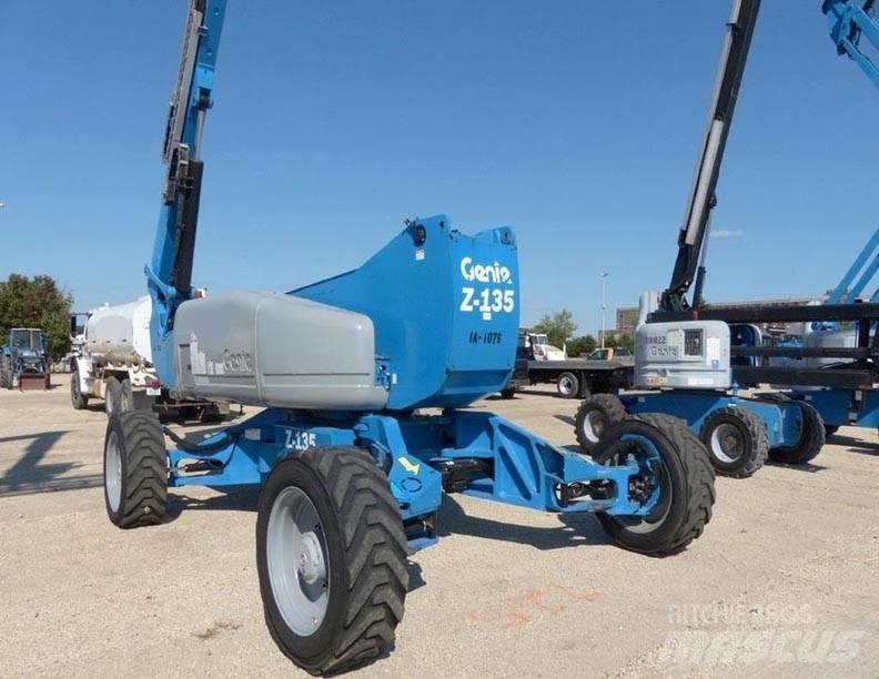 Genie Z135 Kloubové plošiny