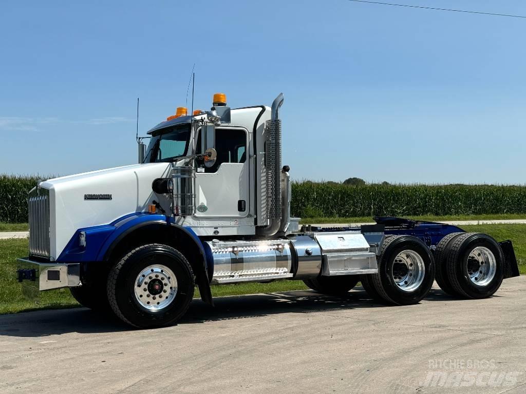 Kenworth T 800 Tahače