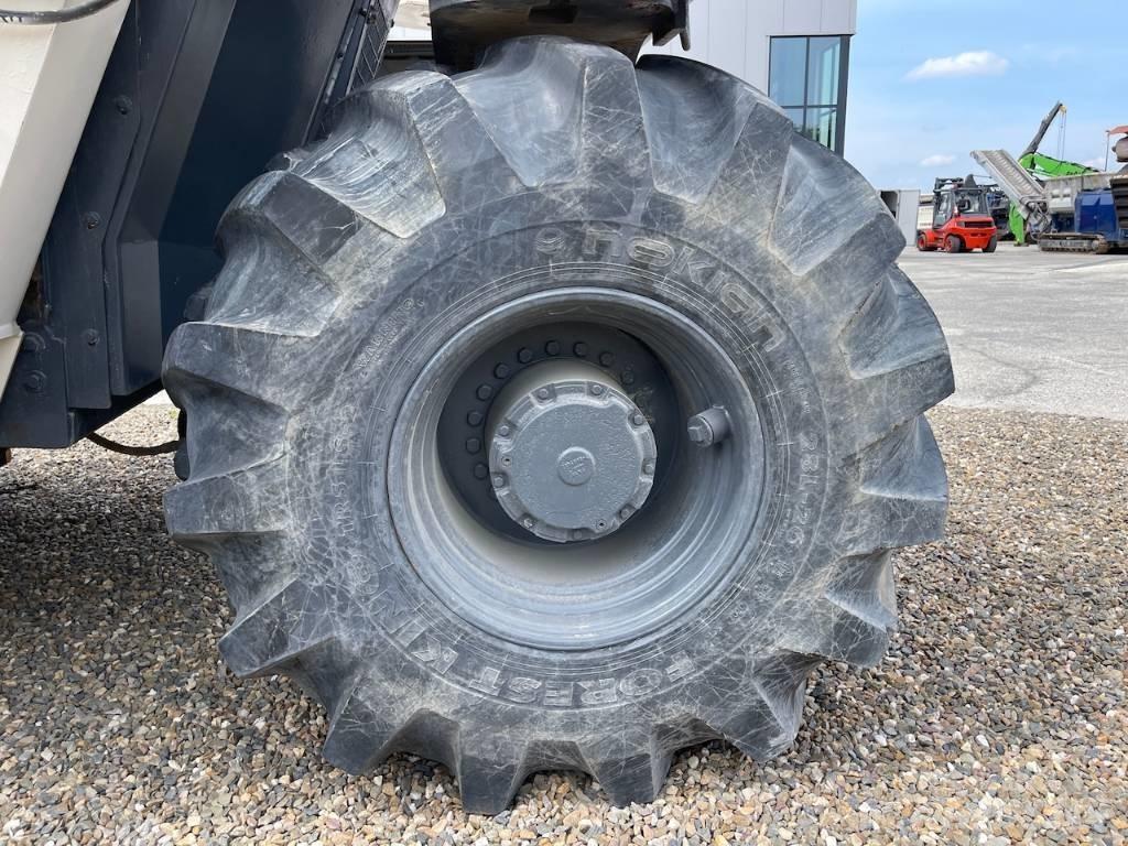 Wirtgen WR2500 Recyklátory asfaltu