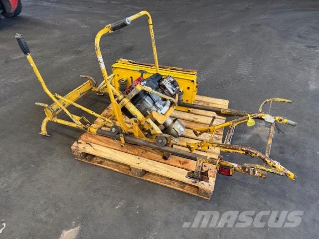 Geismar Geismar MV3 Dvoucestná rýpadla