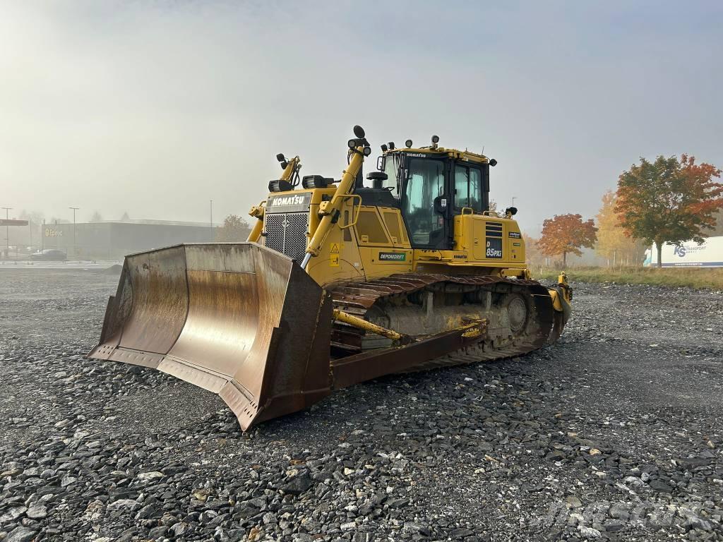 Komatsu D 85 PXi-18 Pásové dozery