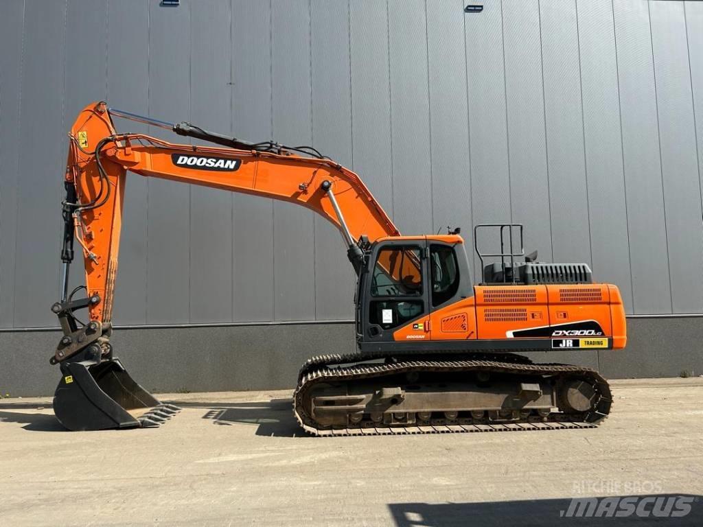 Doosan DX 300 LC-5 Pásová rýpadla