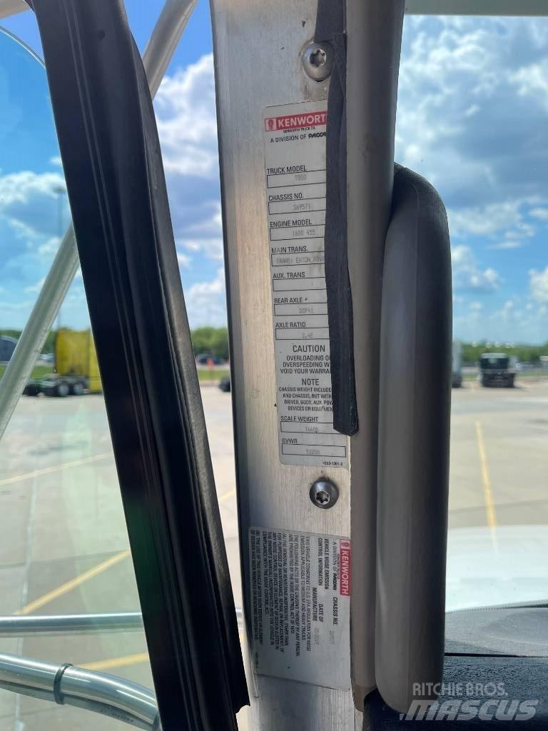 Kenworth T 800 Tahače