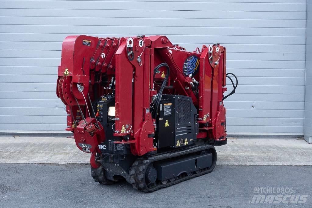 Unic URW-245 Minijeřáby