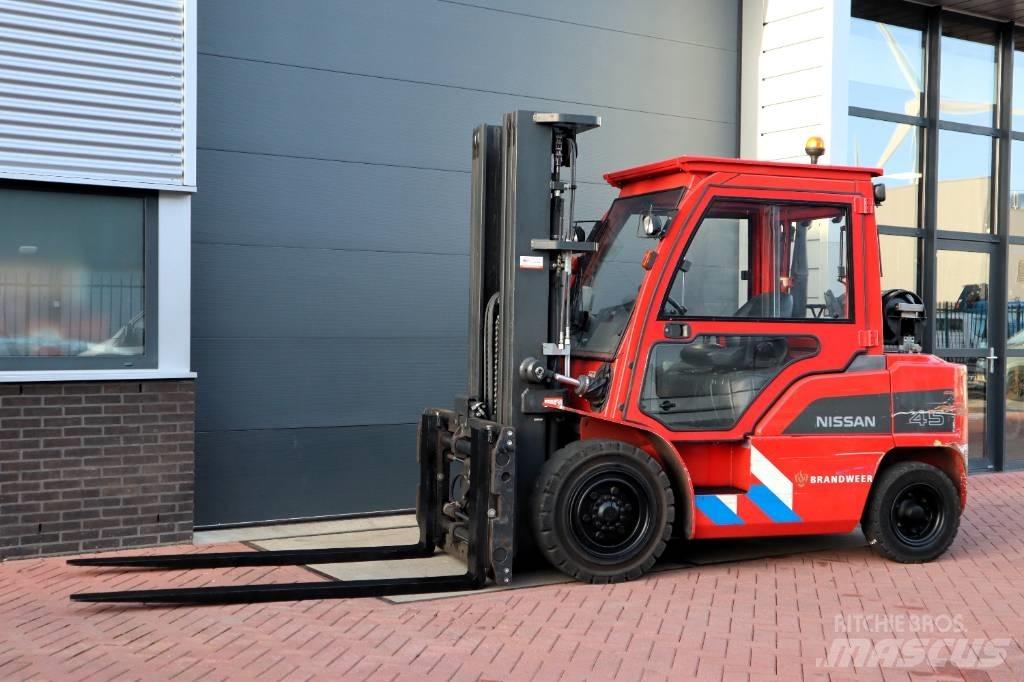 Nissan J1F4A45LY LPG vozíky