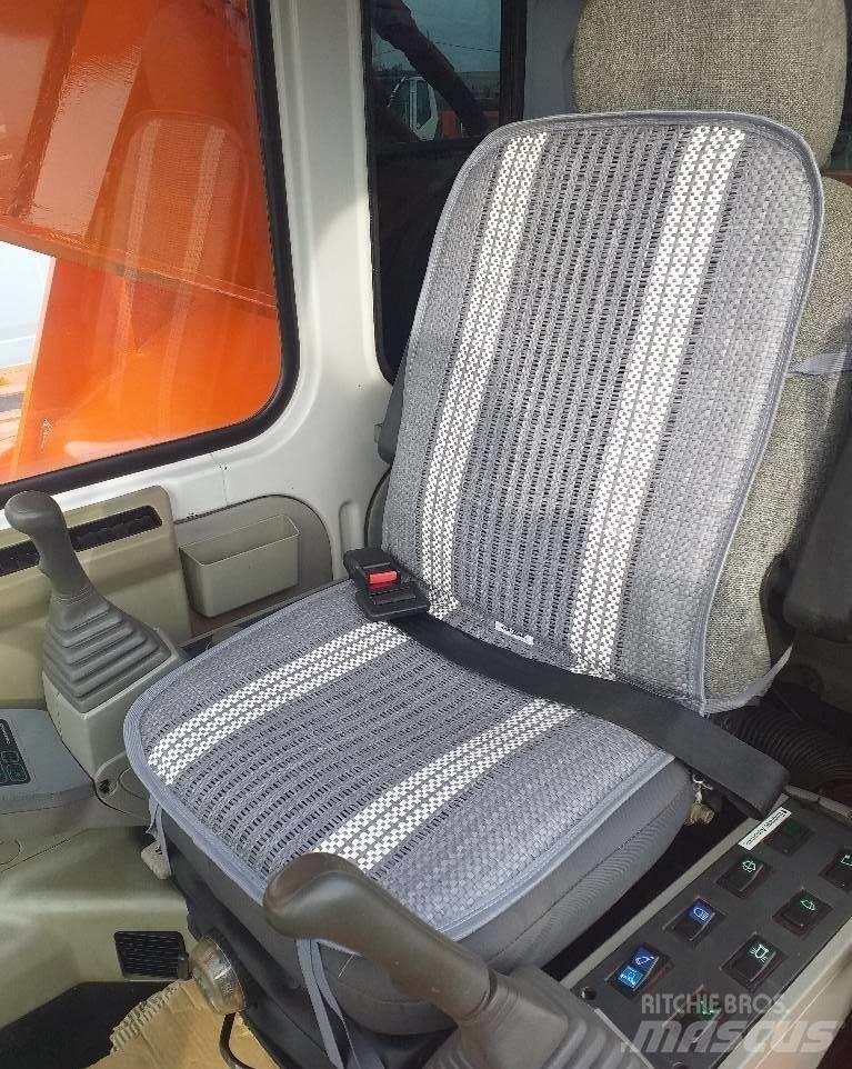 Daewoo 520 LCV Pásová rýpadla