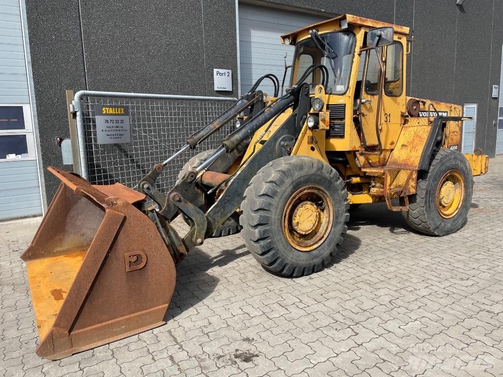 Volvo 4300 Kolové nakladače