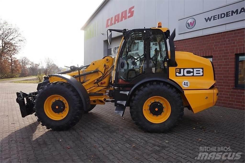 JCB tm 420 a sv Teleskopické nakladače pro zemědělství