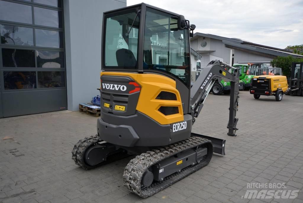 Volvo ECR 25 D Mini rýpadla < 7t
