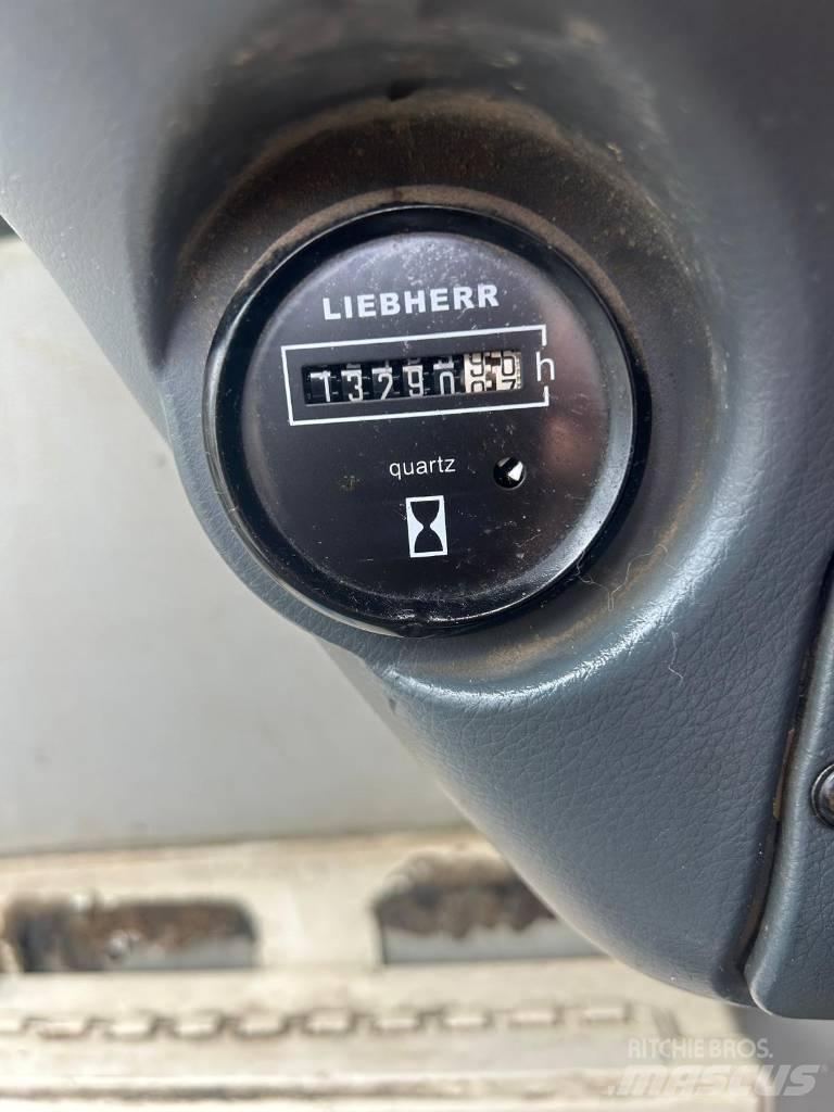 Liebherr 314 Kolová rýpadla
