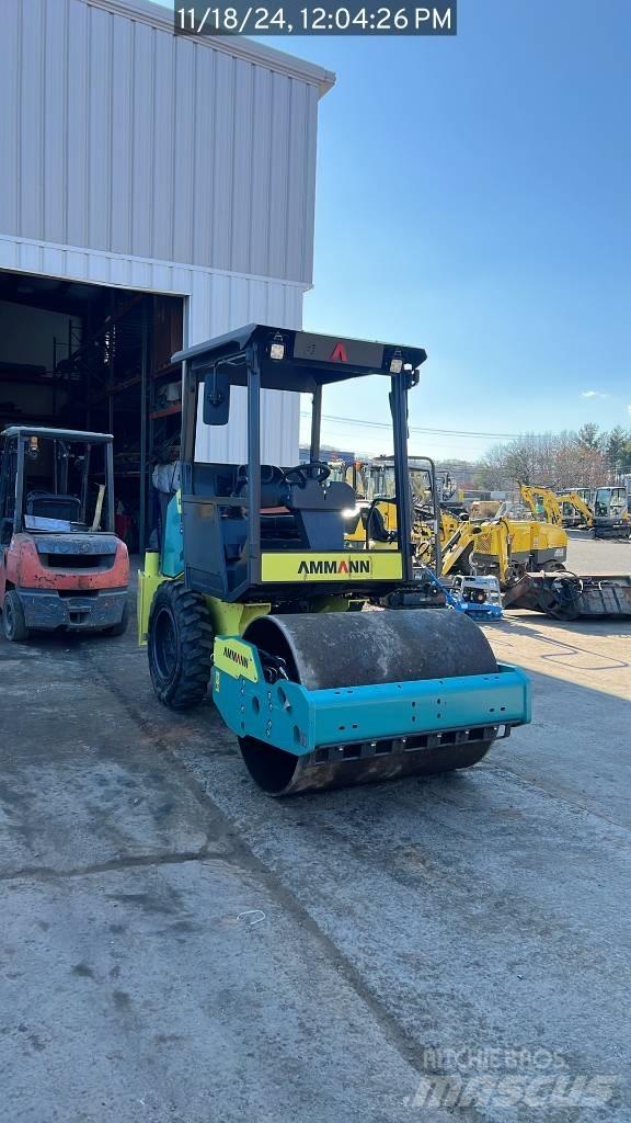 Ammann ARS 30 Tahačové válce