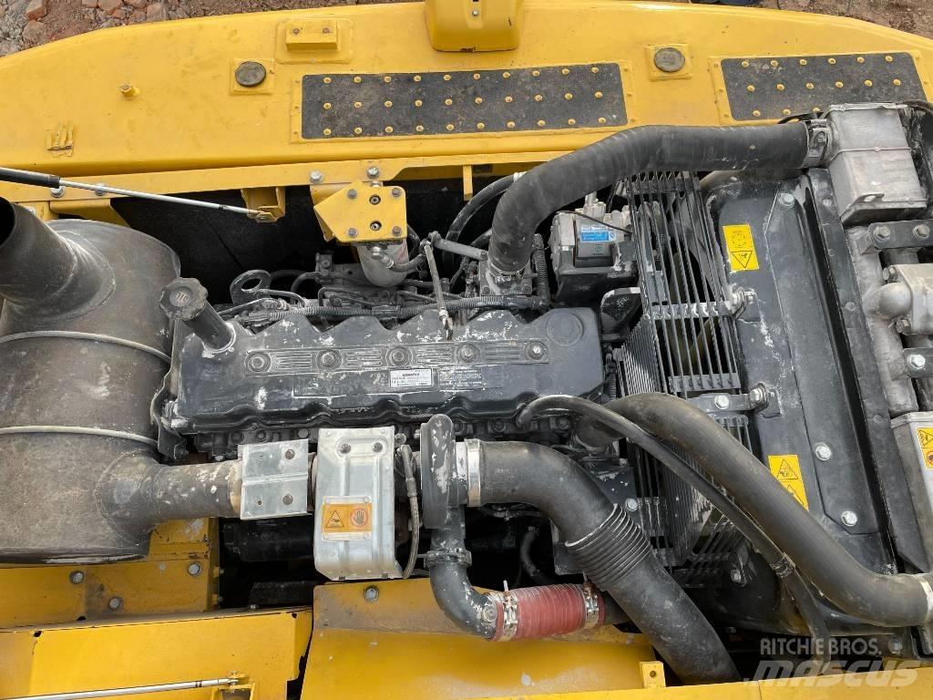 Komatsu 200-8 Pásová rýpadla