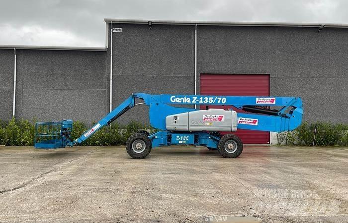 Genie Z135-70 Kloubové plošiny