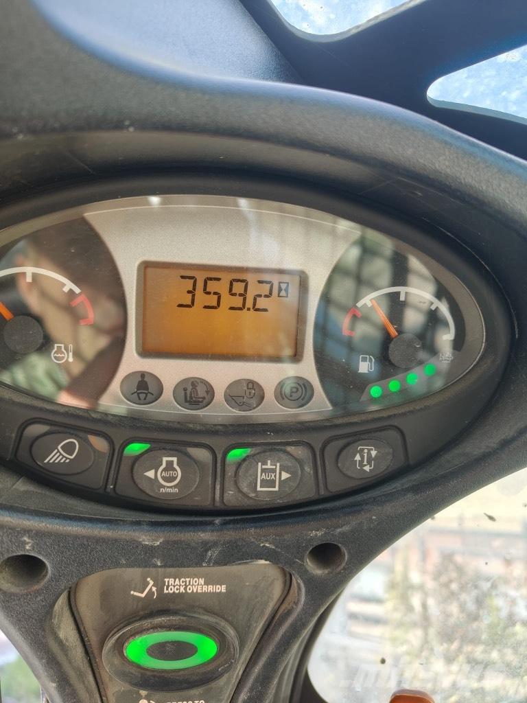 Bobcat T 770 Pásové nakladače