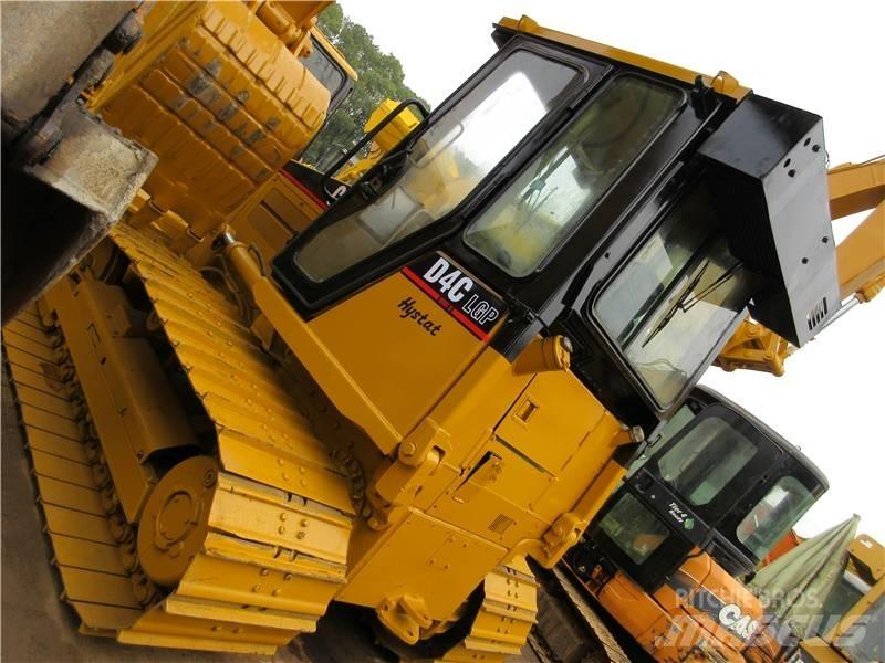 CAT D 4 C Pásové dozery