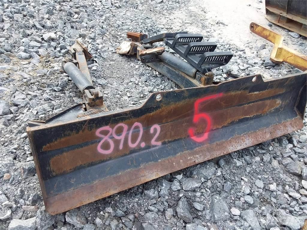 Valmet 890 Další komponenty
