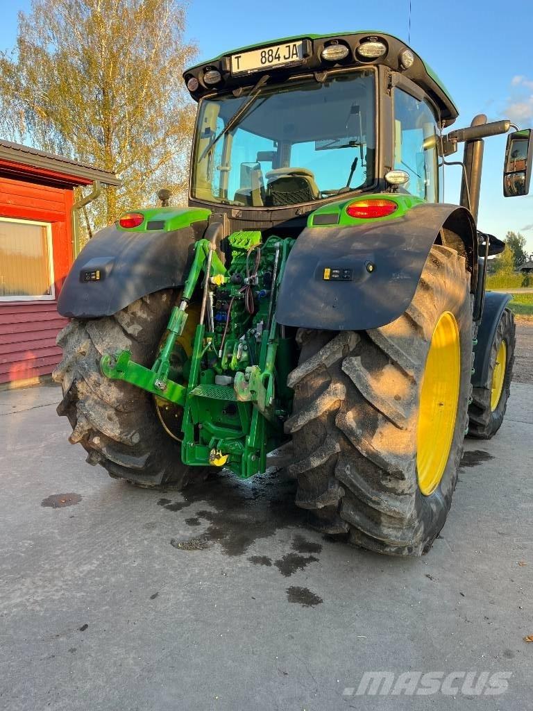 John Deere 6195 R Traktory