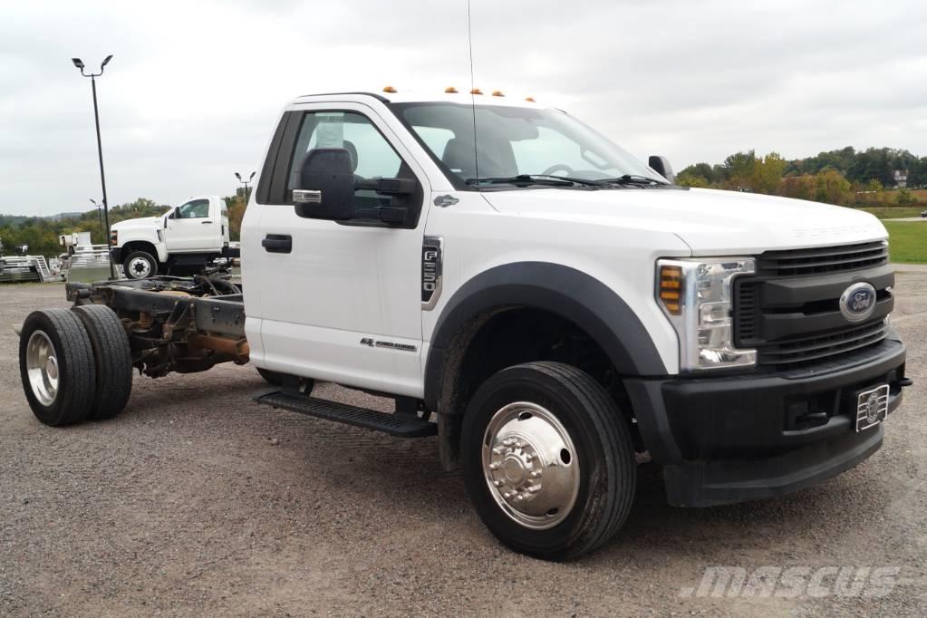 Ford F 550 XL SD Nákladní vozidlo bez nástavby