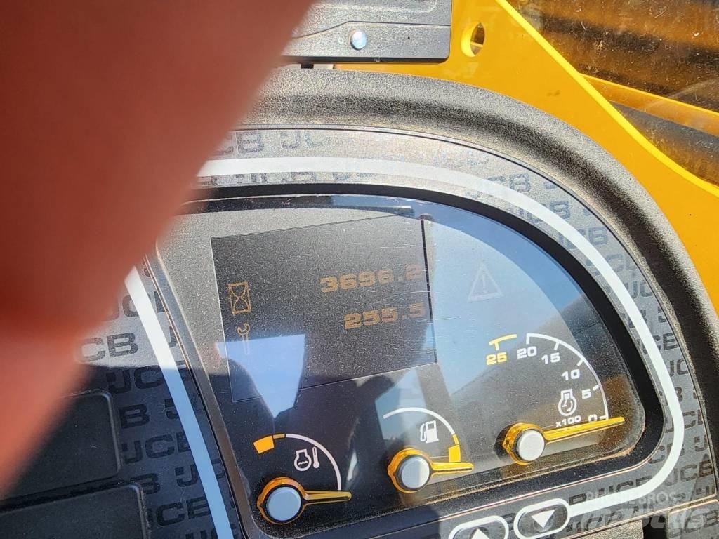 JCB 540-180 Teleskopické manipulátory