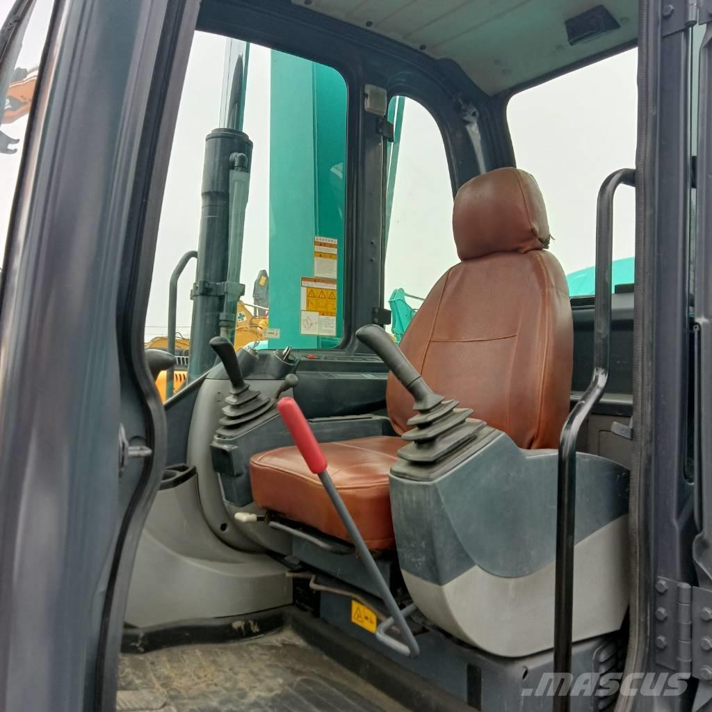 Kobelco SK75-8 Midi rýpadla 7t - 12t