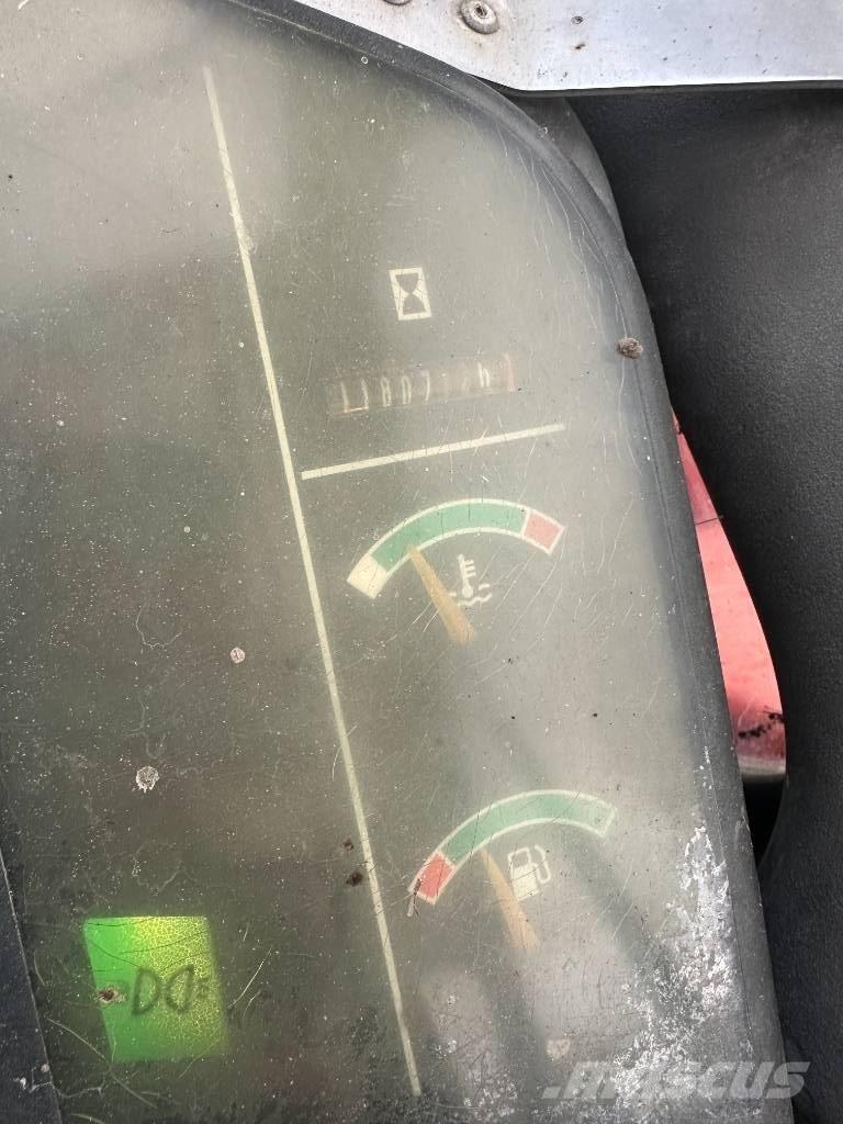 Komatsu PC 75 Midi rýpadla 7t - 12t