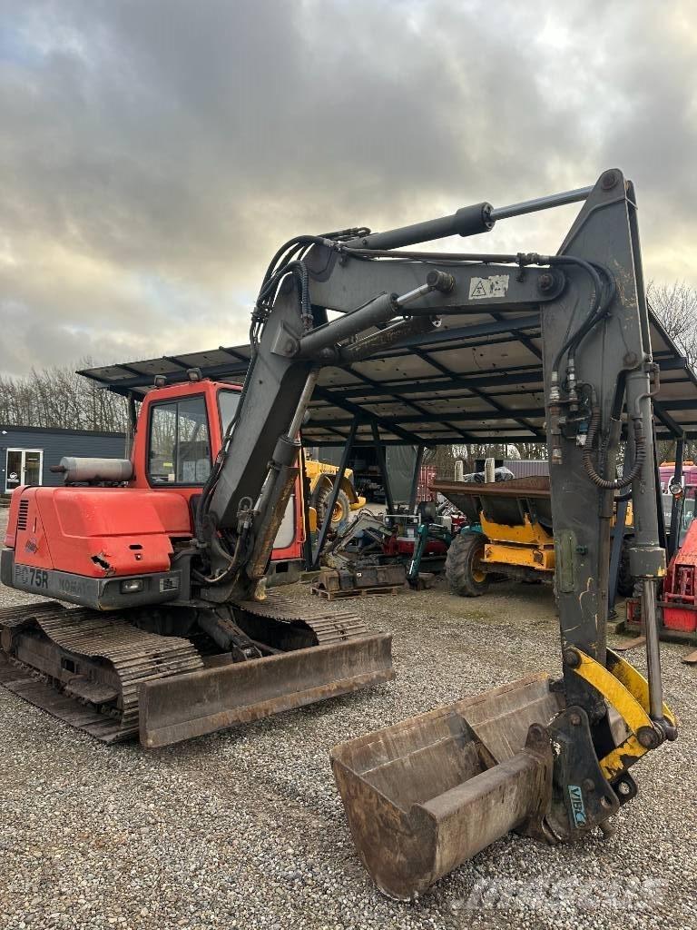 Komatsu PC 75 Midi rýpadla 7t - 12t