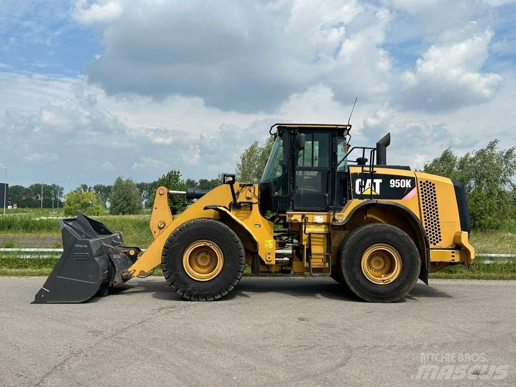 CAT 950K Kolové nakladače