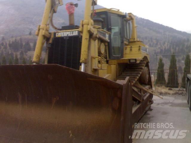 CAT D8R Pásové dozery