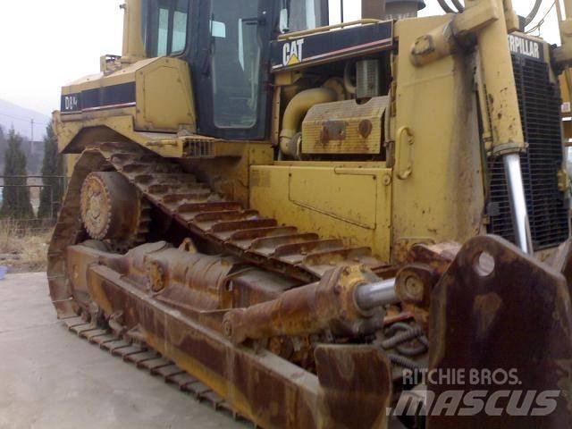CAT D8R Pásové dozery