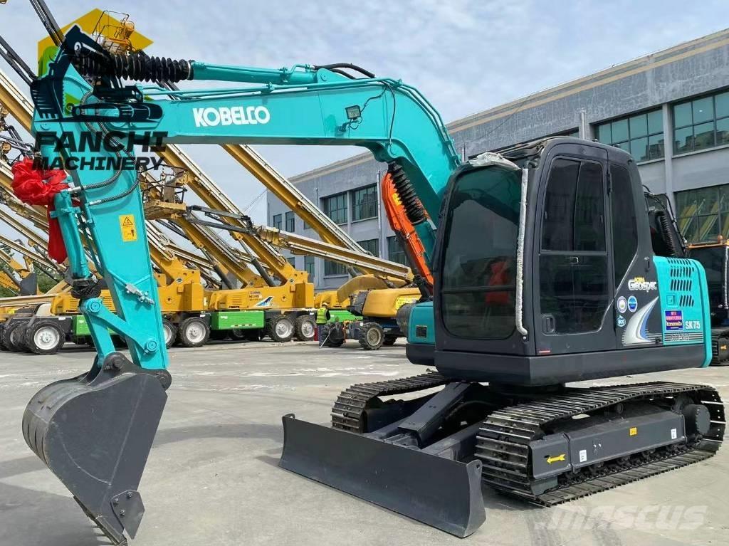 Kobelco 75 Mini rýpadla < 7t