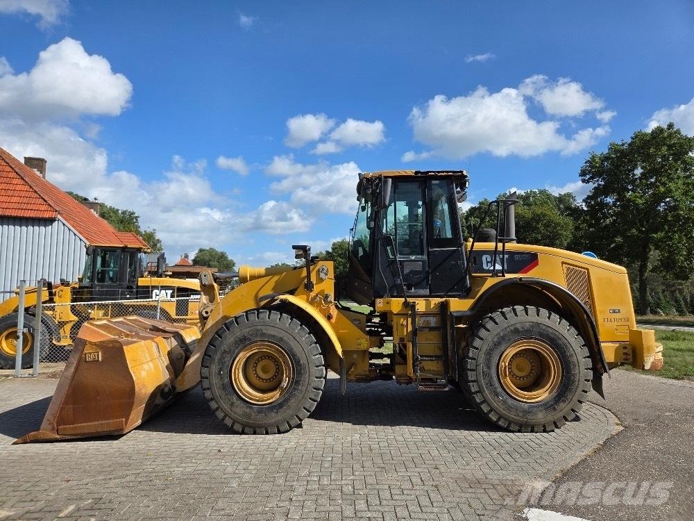 CAT 950H Kolové nakladače
