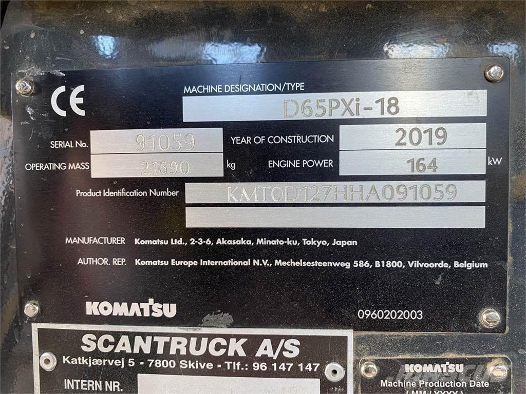 Komatsu D65PXI-18 Pásové dozery