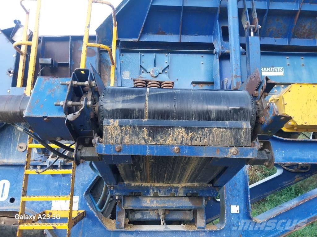 Fintec 1107 Mobilní drtiče