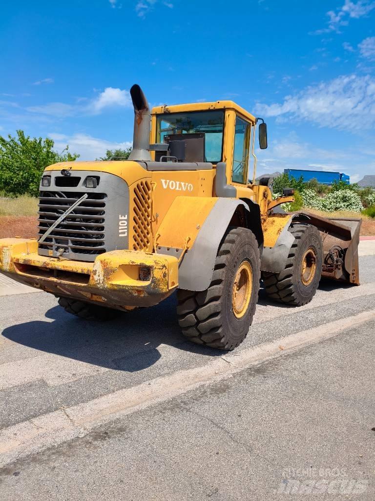 Volvo 110E Kolové nakladače