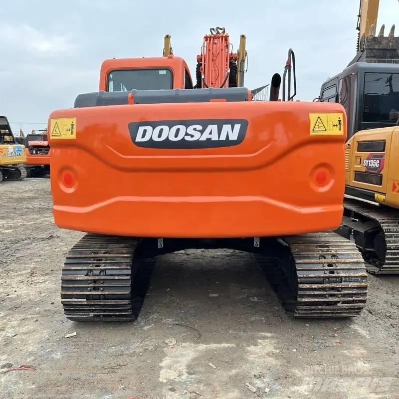 Doosan DX150 Pásová rýpadla