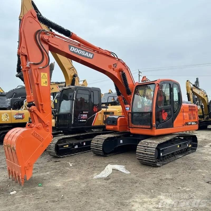 Doosan DX150 Pásová rýpadla