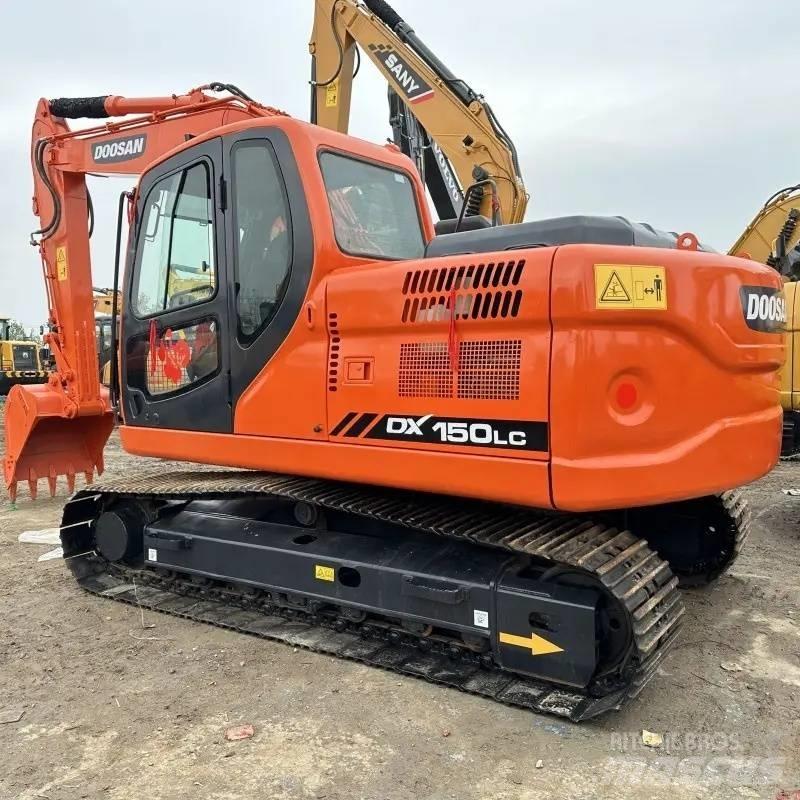 Doosan DX150 Pásová rýpadla