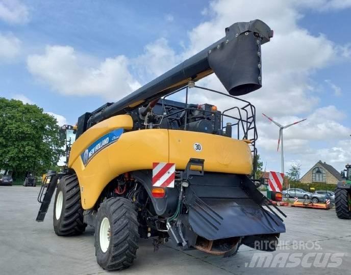 New Holland CR 9080 Sklízecí mlátičky