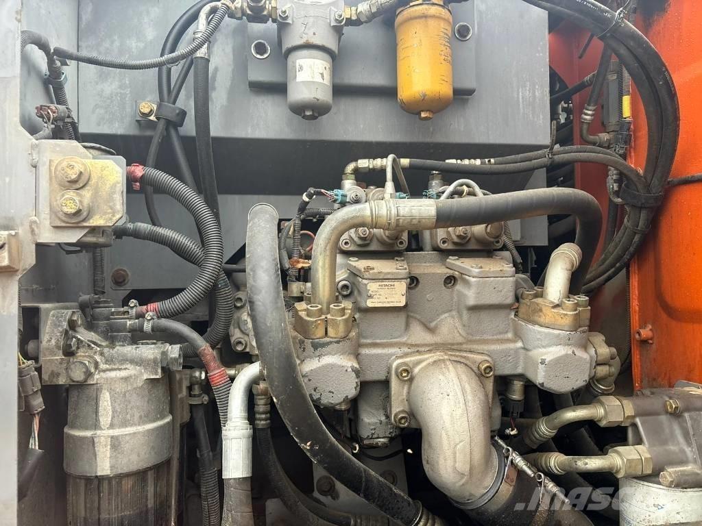 Hitachi ZX140 W-3 Kolová rýpadla