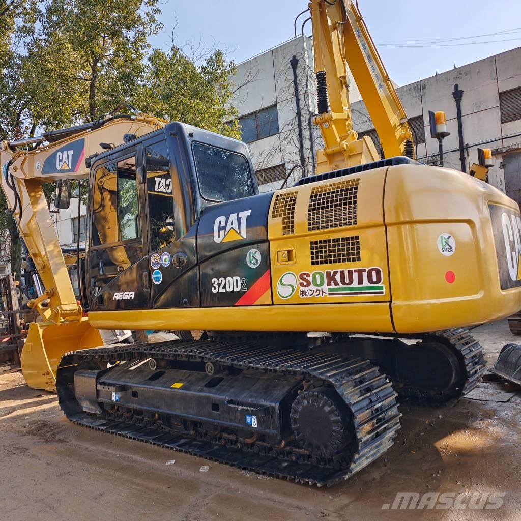 CAT 320 D2 Pásová rýpadla