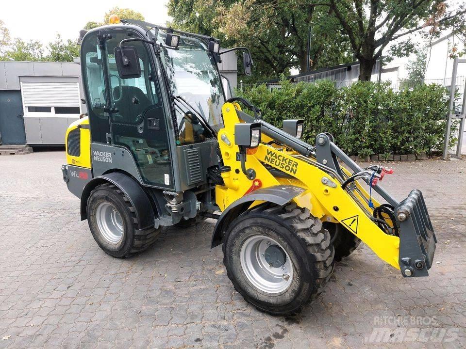 Wacker Neuson WL28 Kolové nakladače