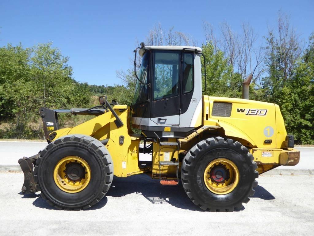 New Holland W130 Kolové nakladače